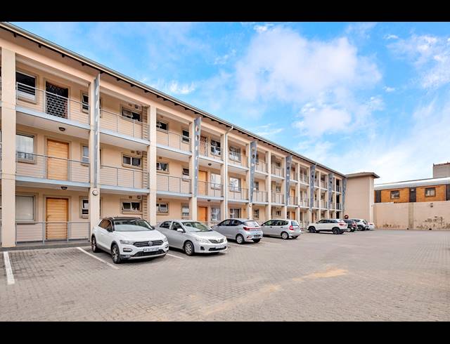 1 BEDROOM APARTMENT FOR SALE IN FERNDALE